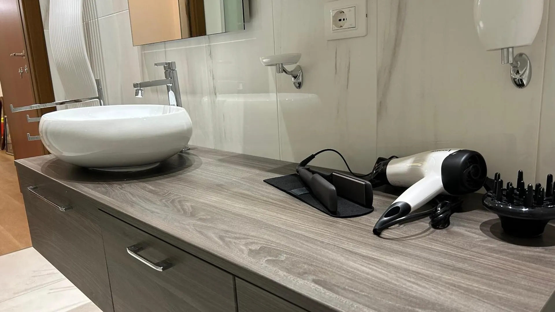 Valverde Apartment And Rooms Verona Italia