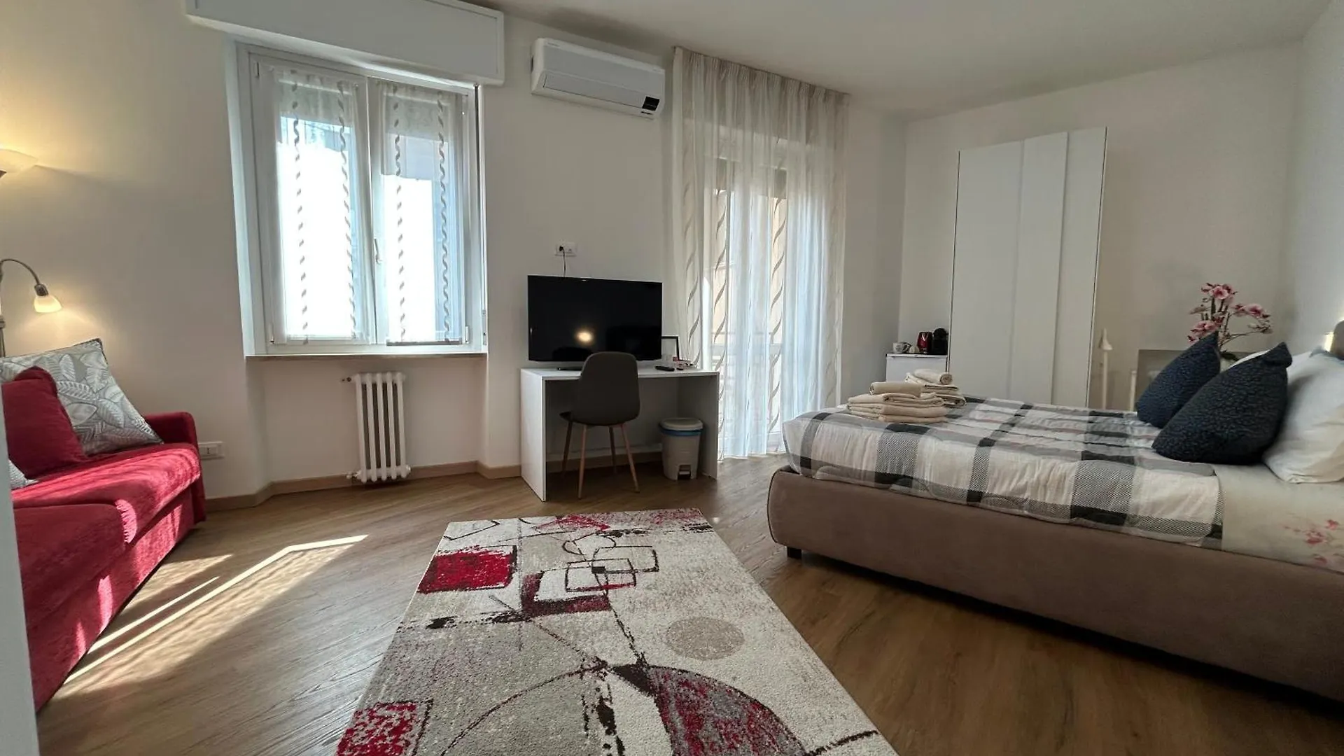 Valverde Apartment And Rooms Verona 0*,  Italia